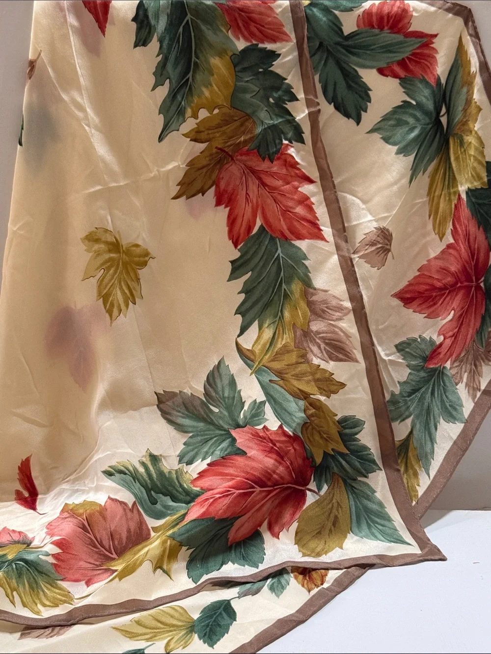 Smithsonian 1990 Silk-Cream Floral Autumn Leaf Scarf Brown Border New never used